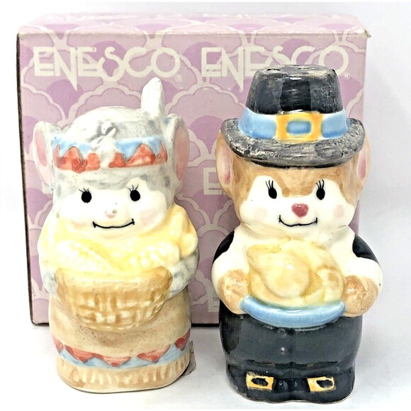 Enesco Thanksgiving Pilgrim & Indian Mouse Salt & Pepper Shakers w/Box VTG 80s - Picture 1 of 11